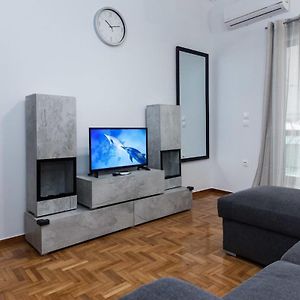 Modern Cozy 1 Bd Piraeus Perfection Apt公寓 Exterior photo