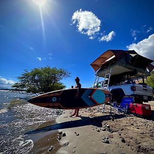 Embark On A Journey Through Maui With Aloha Glamp'S Jeep And Rooftop Tent Allows You To Discover Diverse Campgrounds, Unveiling The Island'S Beauty From Unique Perspectives Each Day 帕怡亚 Exterior photo