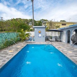 Impressive Private Pool Mandevilla Home Near Beach 基督教堂市 Exterior photo