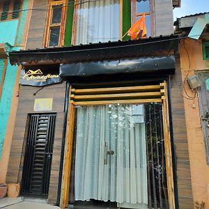 Arvina Home Stay 恰克拉塔 Exterior photo