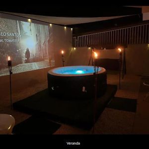 Astrolax Cinema With Jacuzzi & 4D Massage Chair 庞塞 Exterior photo