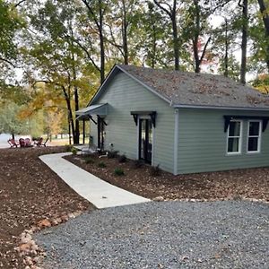 3 Bedroom Cottage With Feel Of Being In Nature. Indian Trail Exterior photo