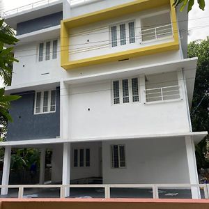 Elsa Homes At Thrissur Town For 4 Guests Exterior photo