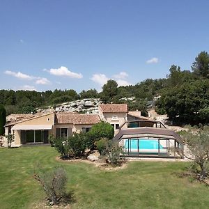 Charming Villa With Heated Swimming Pool Near Eygalieres, In The Heart Of The Regional Natural Park Of The Alpilles In Provence - 8 People 奥尔冈 Exterior photo