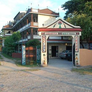 拉明德悉达多旅馆住宿加早餐旅馆 Exterior photo