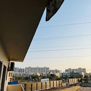 Newly Built 3Bhk For Your Family Mohali Exterior photo