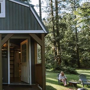 Clay Baby - Luxury Shed Conversion On The River Sultan Exterior photo