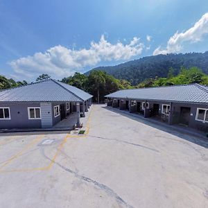 De Sungai Langkawi Guesthouse 珍南海滩 Exterior photo