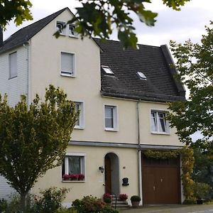 Holiday Apartment Haus-Stumm Starkenburg Exterior photo