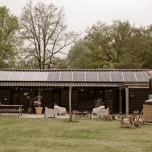 NistelrodeGetaway - Farm House + Hottub别墅 Exterior photo