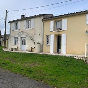 Charmant Studio Meuble Montignac-Charente Exterior photo