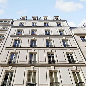 Cosy Apartment Near Paris 勒瓦卢瓦-佩雷 Exterior photo
