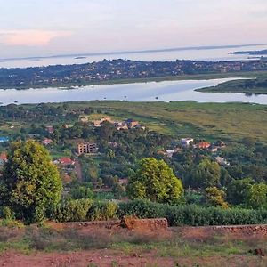 Ripple House On The Bay, Hill Top Villa With Views Namulanda Exterior photo