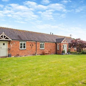 Eccleshall4 Bed In Bishops Offley 93215别墅 Exterior photo