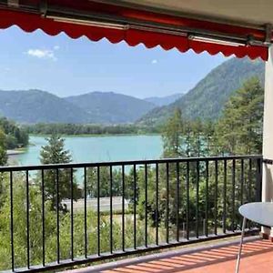 Appartement Direkt Am Ossiachersee 菲拉赫 Exterior photo