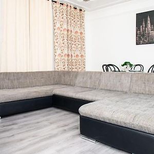 A Luxury 2 Bedroom Flat In Nn1 北安普敦 Exterior photo