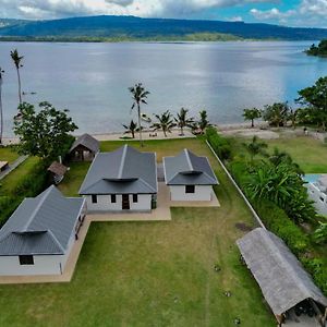 Emotu Bay Lodge Moso Island Exterior photo