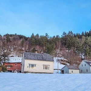 5 Bedroom Cozy Home In Strandebarm Exterior photo