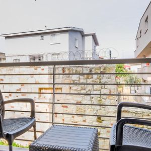 Flat With Balcony Near Urla Center In Izmir公寓 Exterior photo