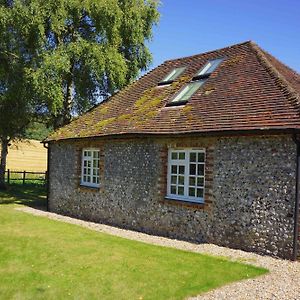 奇切斯特Luxury Barn With Tennis Court In South Downs National Park别墅 Exterior photo