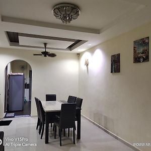 Kulim Square Homestay Lunas Exterior photo