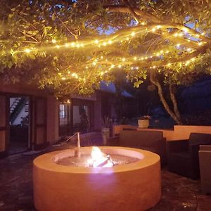 Milky Way: Home With Large Garden, Firepit & Stars 滨海肯顿 Exterior photo