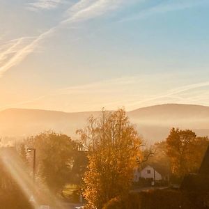 Apartment Hersbruck 4 Rooms Ausblick Wlan Zentral Und Natur Exterior photo