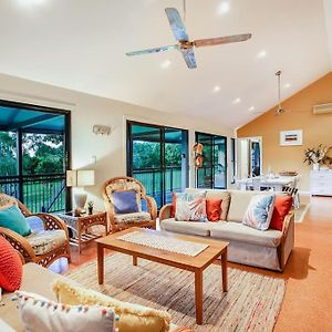 Valley Views Lodge- Country Home In Port Douglas Mowbray Exterior photo