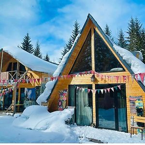 Wooden Huts In Mestia别墅 Exterior photo