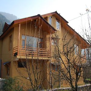 The Hideaway Cottage Manali Exterior photo