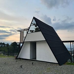 De Las Flores Glamping Alpino 贾丁 Exterior photo