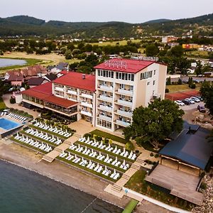 魅力酒店 Kaluža Exterior photo