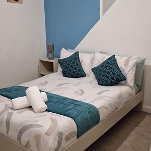 吉林汉姆Beautiful 2-Bed House In Gillingham别墅 Exterior photo