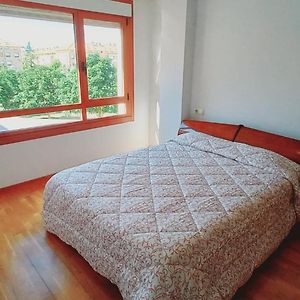 Apartamento Con 2 Habitaciones Y 2 Banos Junto A 巴利亚多利德 Exterior photo