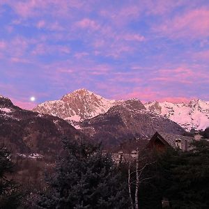 Courmayeur~Navetta Gratuita Per Il Centro+Impianti Exterior photo