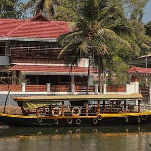 Riverbliss Holiday Home Alappuzha Exterior photo