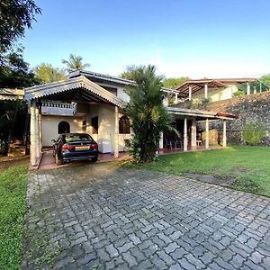 Kaaya Villa @ Thalawathugoda 可倫坡 Exterior photo
