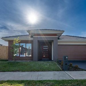 Modern 5Bedrooms Clyde Home Exterior photo