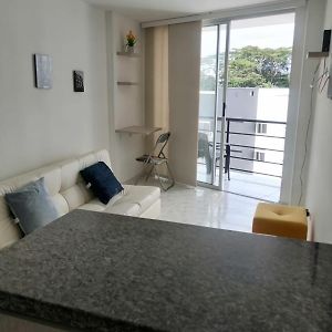 Beautiful Apartment With Rooftop 亚美尼亚 Exterior photo