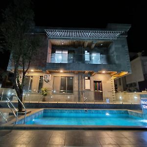Mountain View 4Bhk Villa With Private Swimming Pool 罗纳瓦拉 Exterior photo