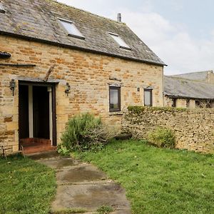 Stable Cottage Moreton-in-Marsh Exterior photo