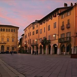 Centro Storico Luminoso Spazio Al Piazzo 比耶拉 Exterior photo