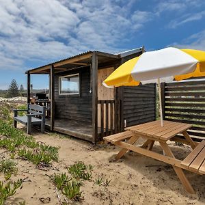 Karo Hut B - Ninety Mile Beachfront Cabin Awanui Exterior photo