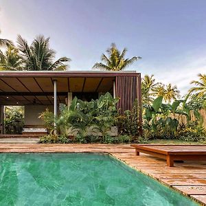 Kamaya - Private Villa With Pool 卢纳将军城 Exterior photo