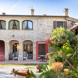 SaludecioAgriturismo Corte Decia住宿加早餐旅馆 Exterior photo