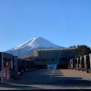 Mt Fuji Glamping Villa Kawaguchiko 富士河口湖 Exterior photo