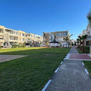 Bel Appartement A Malaga Beach El Mansouria Exterior photo