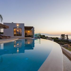Bohemian Villas - Private Infinity Pools & Seaview - 500M From Beach 斯加雷塔 Exterior photo