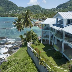 Vallonend Beachfront Villa With Excellent View 贝尔欧布莱 Exterior photo