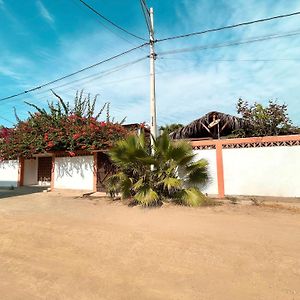 普拉亚斯Casa Con Piscina Y Salida A La Playa别墅 Exterior photo